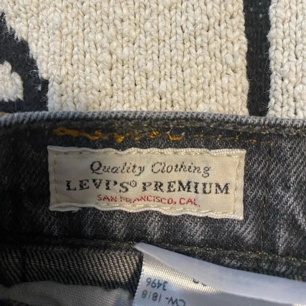 Levi’s 501 Skinny Fit Jeans - Picture 5 of 6
